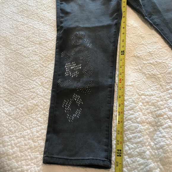 NWOT DG2 5-pocket dark gray jeans with gunmetal bling —virtual stretch (16P) - Picture 11 of 16